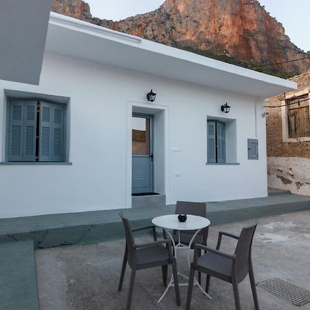 Infinity Apartment Leonidio Ngoại thất bức ảnh