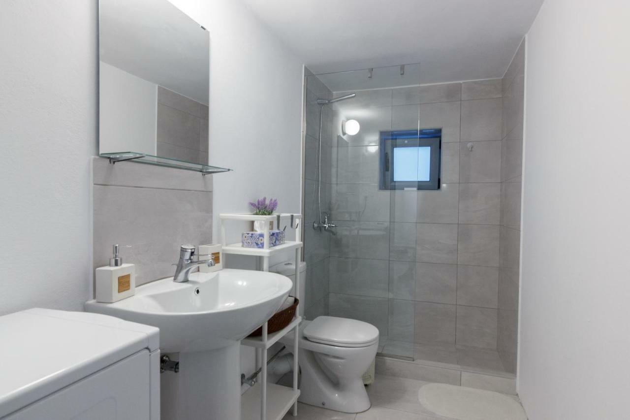 Infinity Apartment Leonidio Ngoại thất bức ảnh